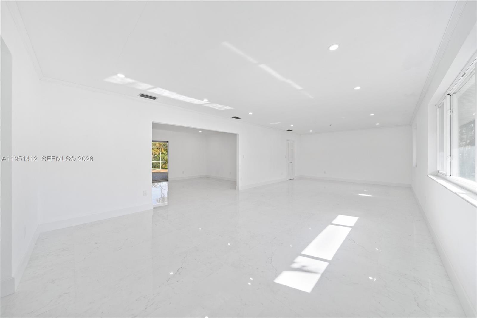 7021 SW 107 St