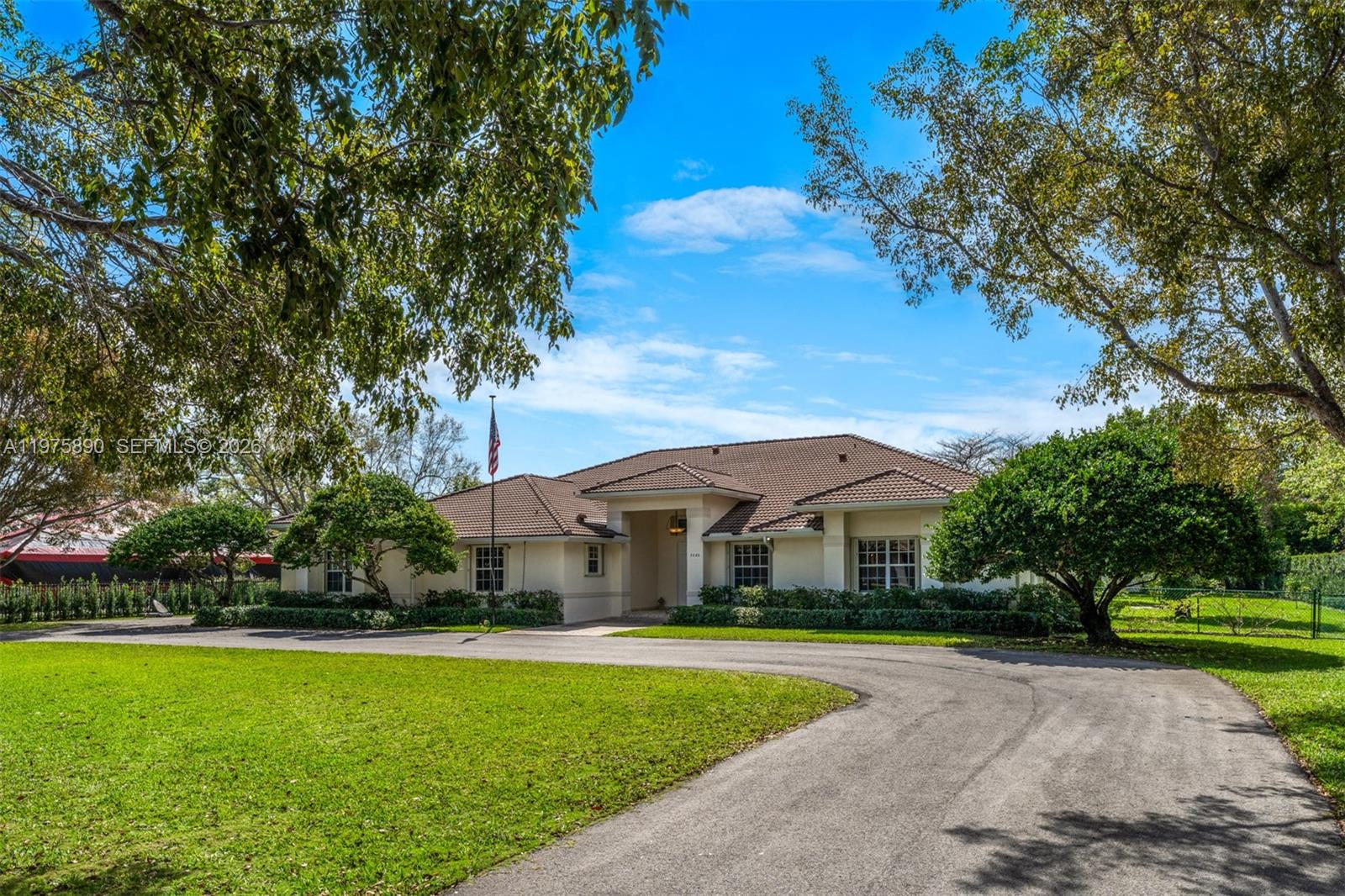 7280 SW 100th St