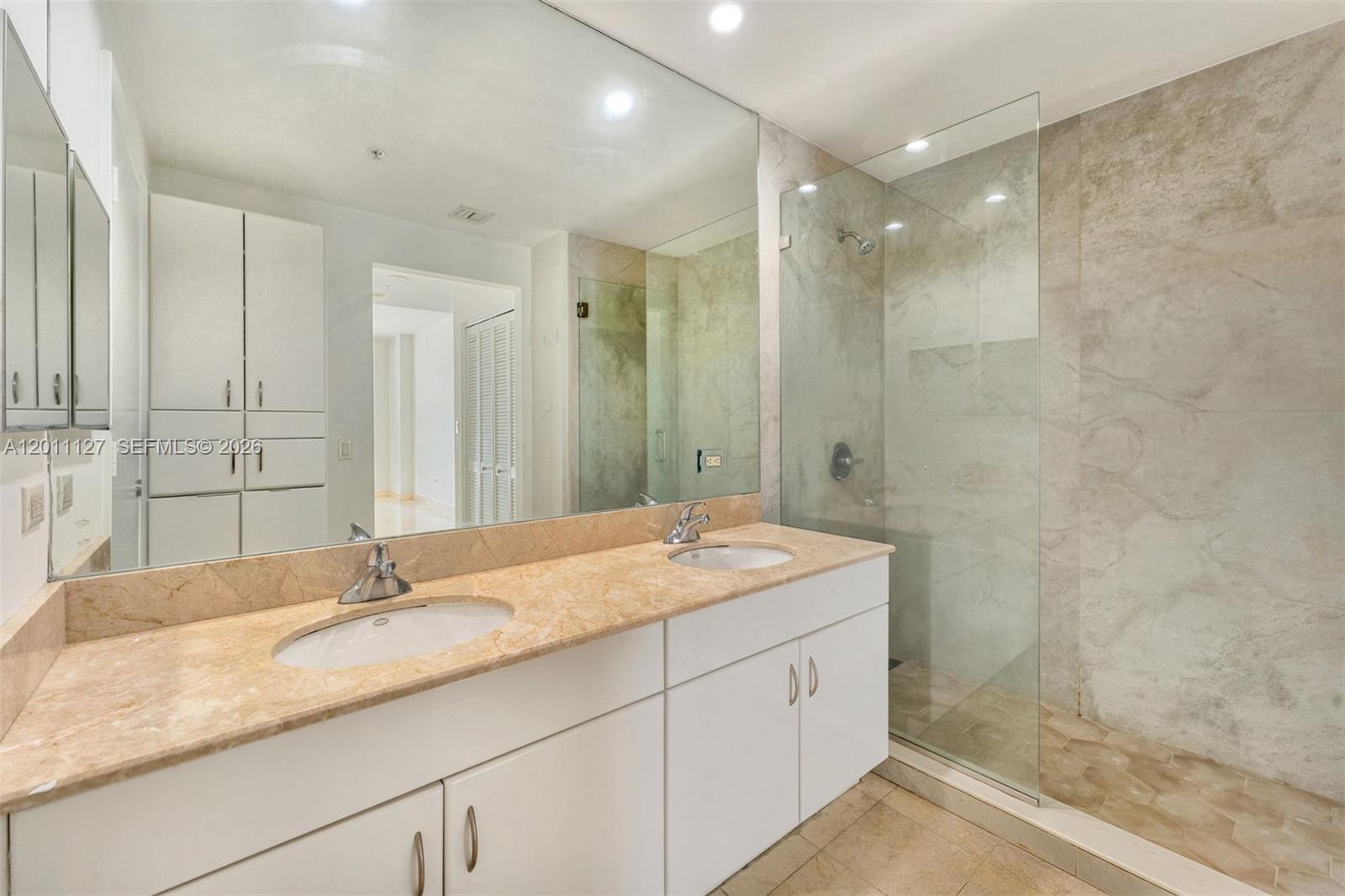 801 Brickell Key Blvd # 1503