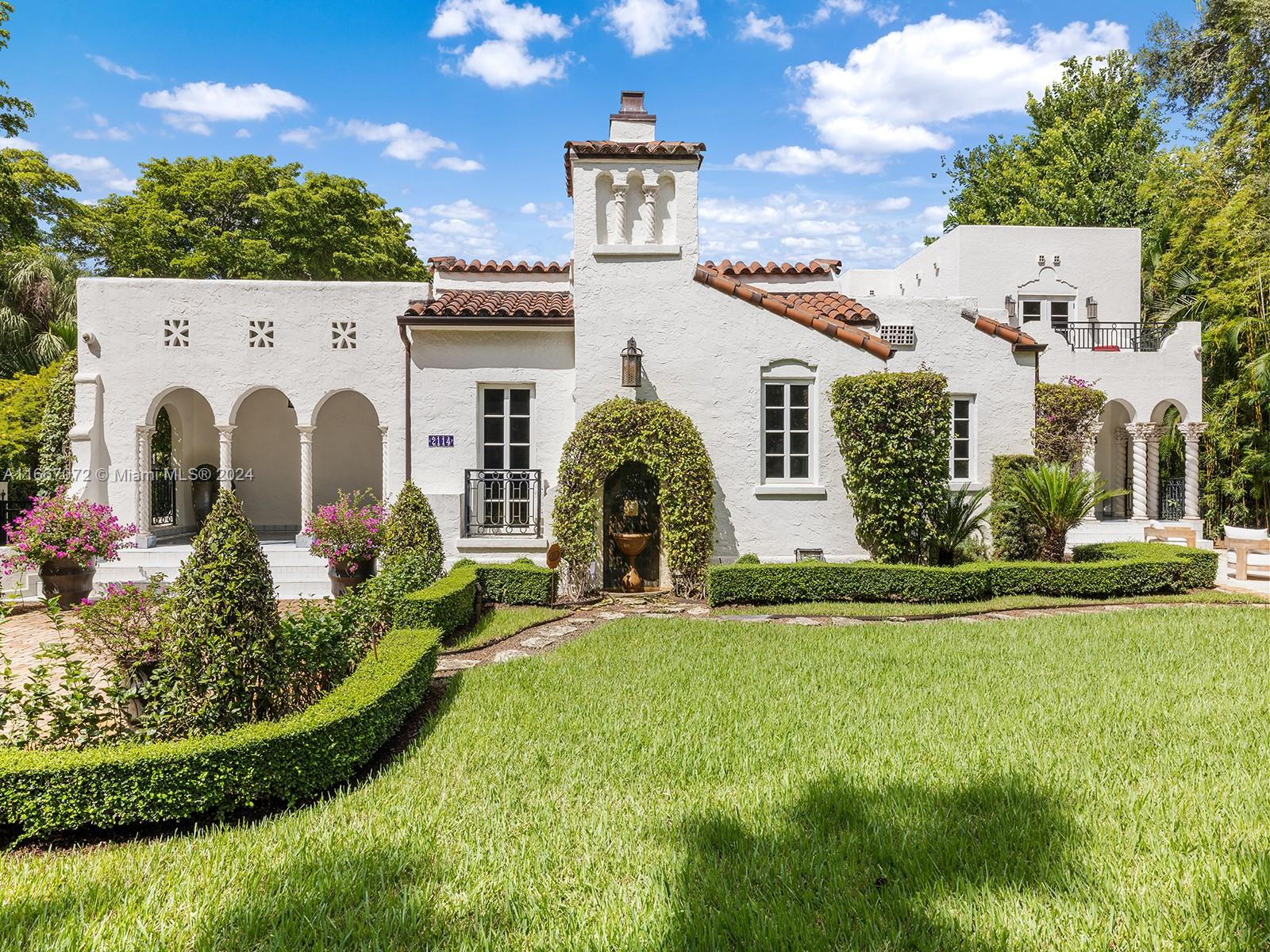 2114 Granada Blvd