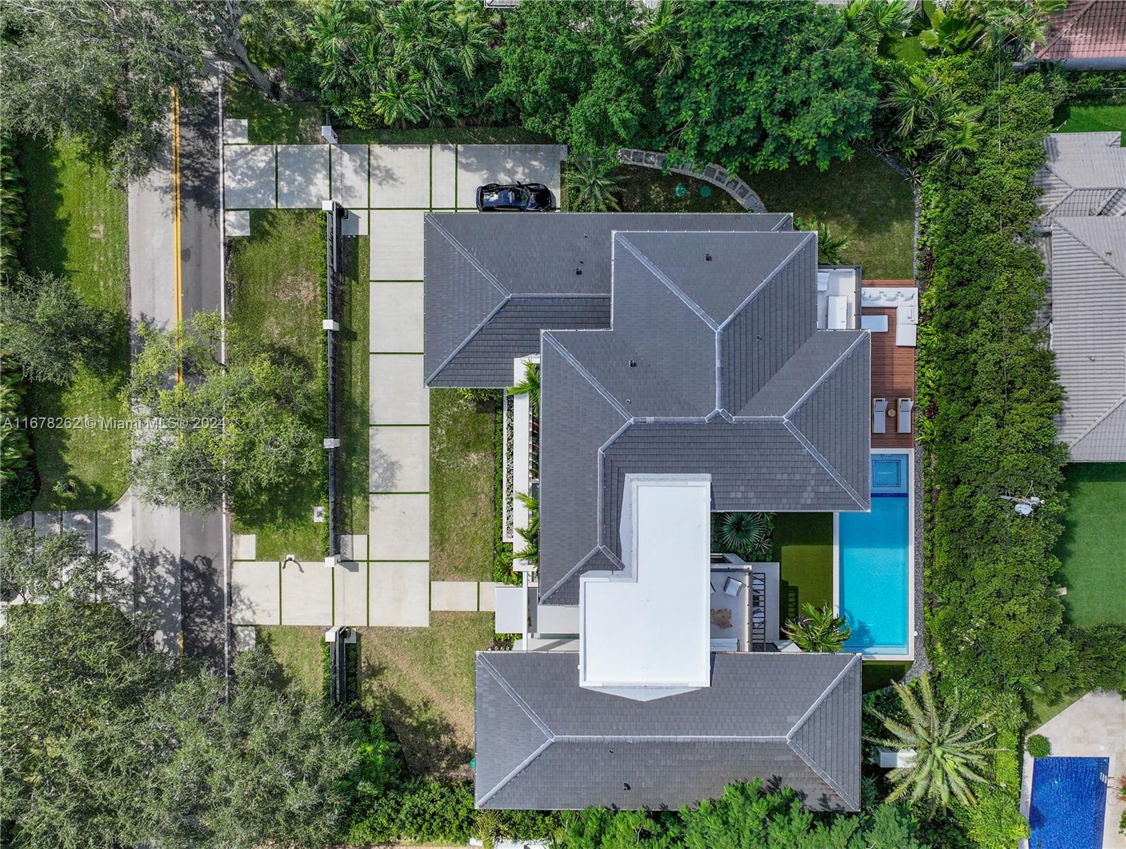 1229 Andora Ave