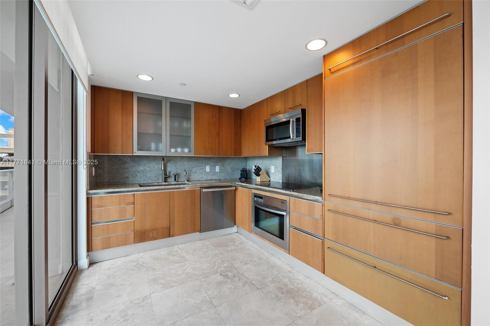 2627 S Bayshore Dr # 708