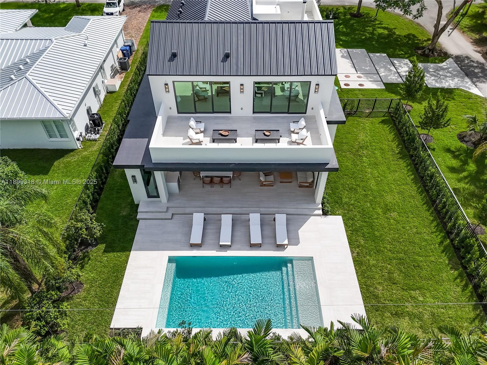 6781 SW 75th Ter, South Miami
