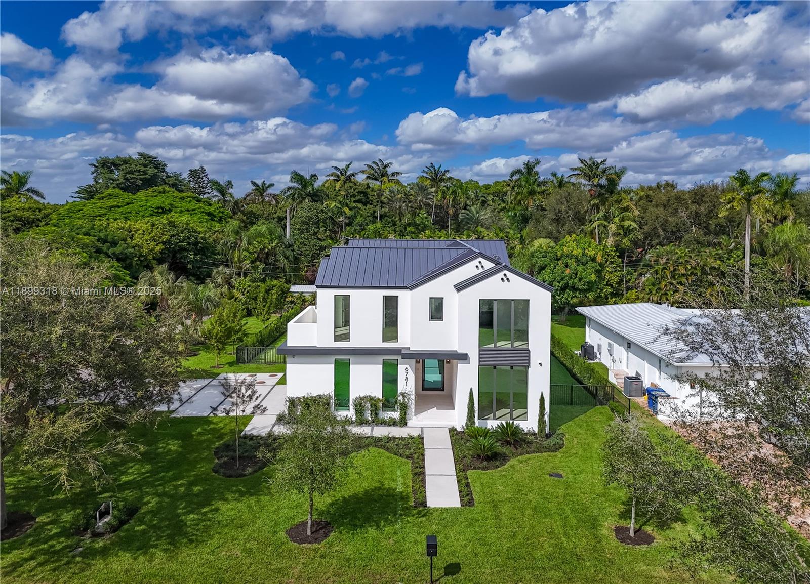 6781 SW 75th Ter, South Miami