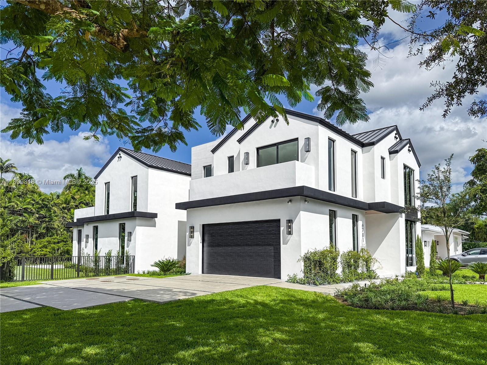 6781 SW 75th Ter, South Miami