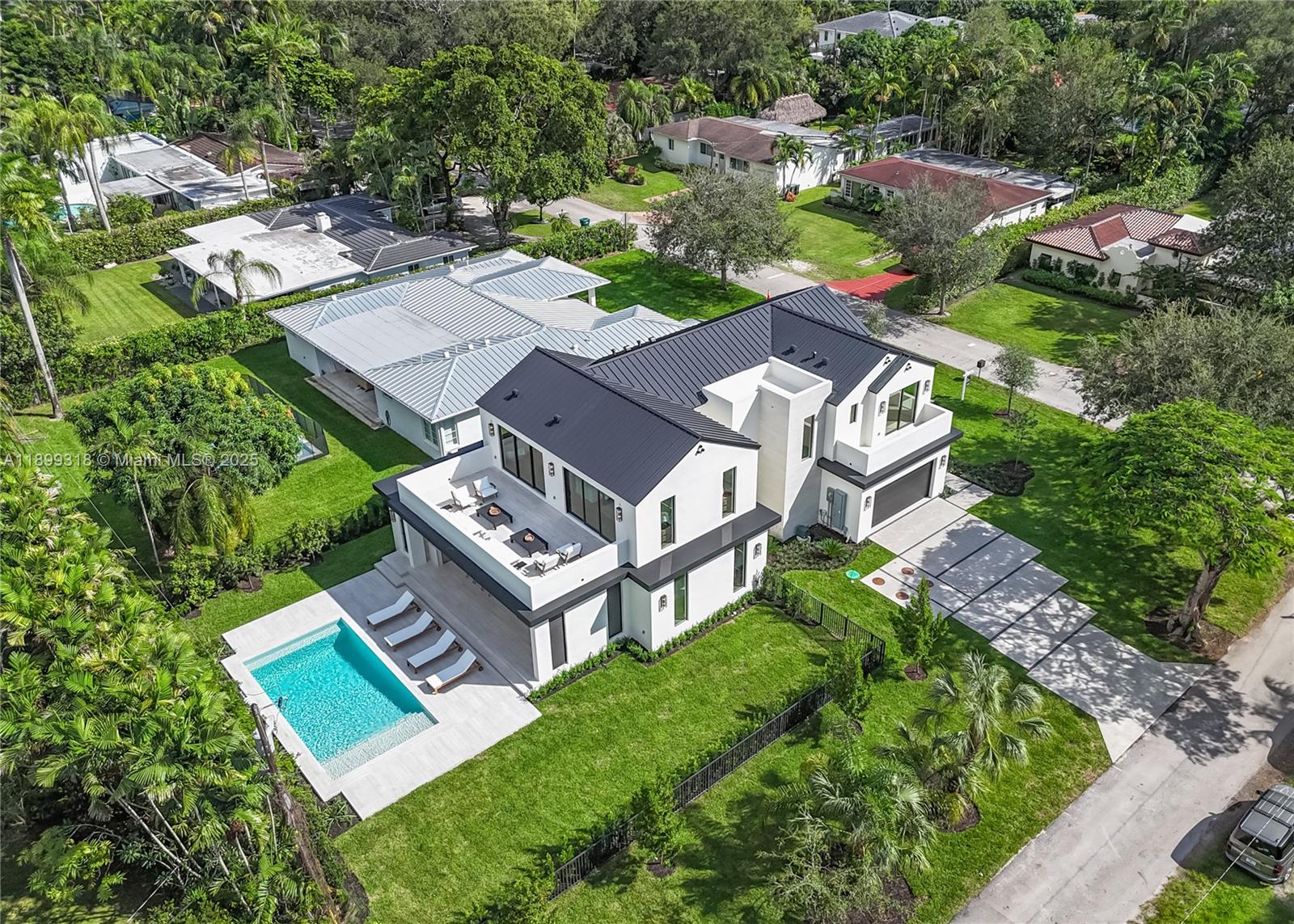 6781 SW 75th Ter, South Miami