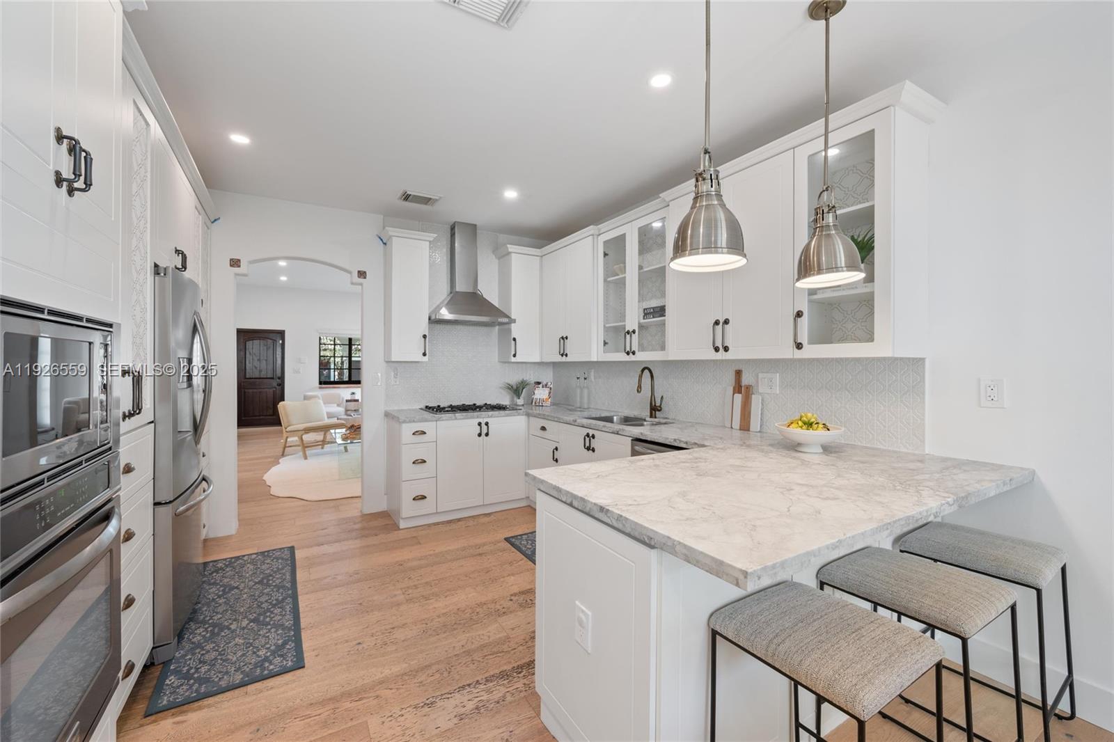 917 Granada Groves Ct.