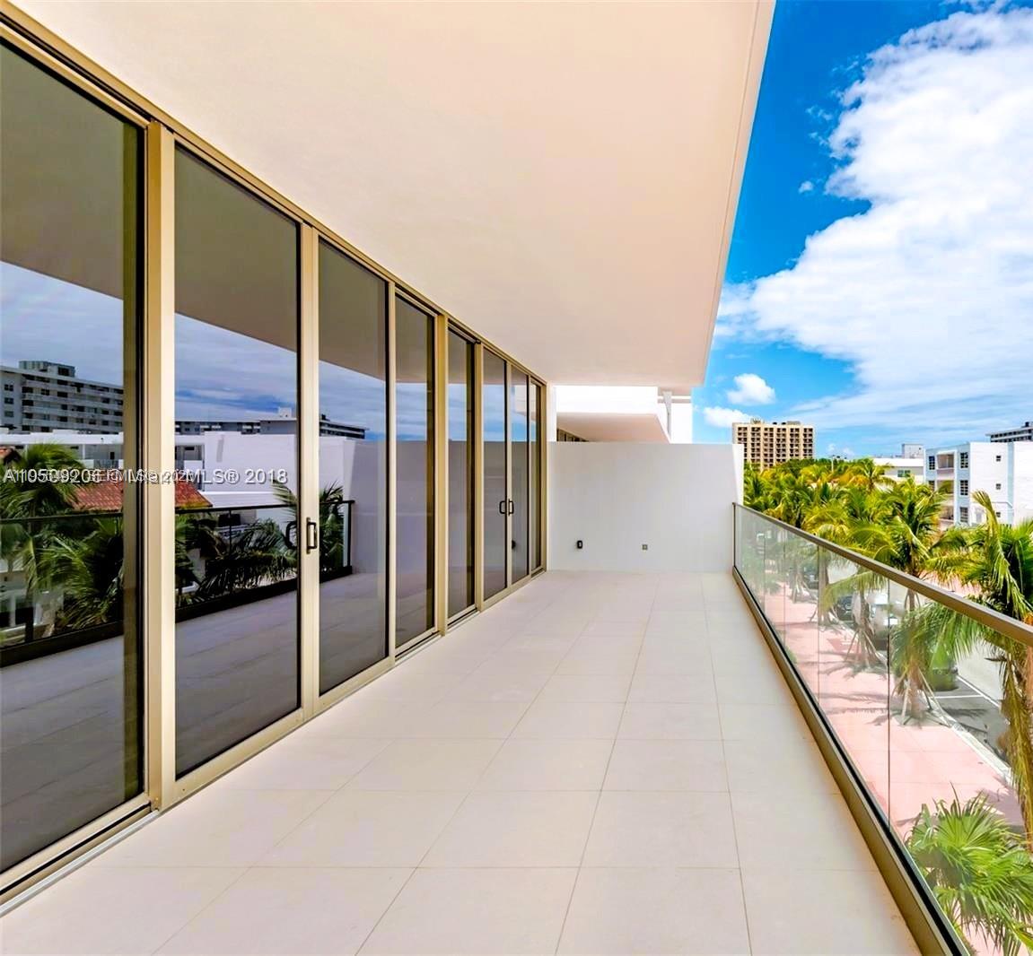 300 E Collins Ave # 2D