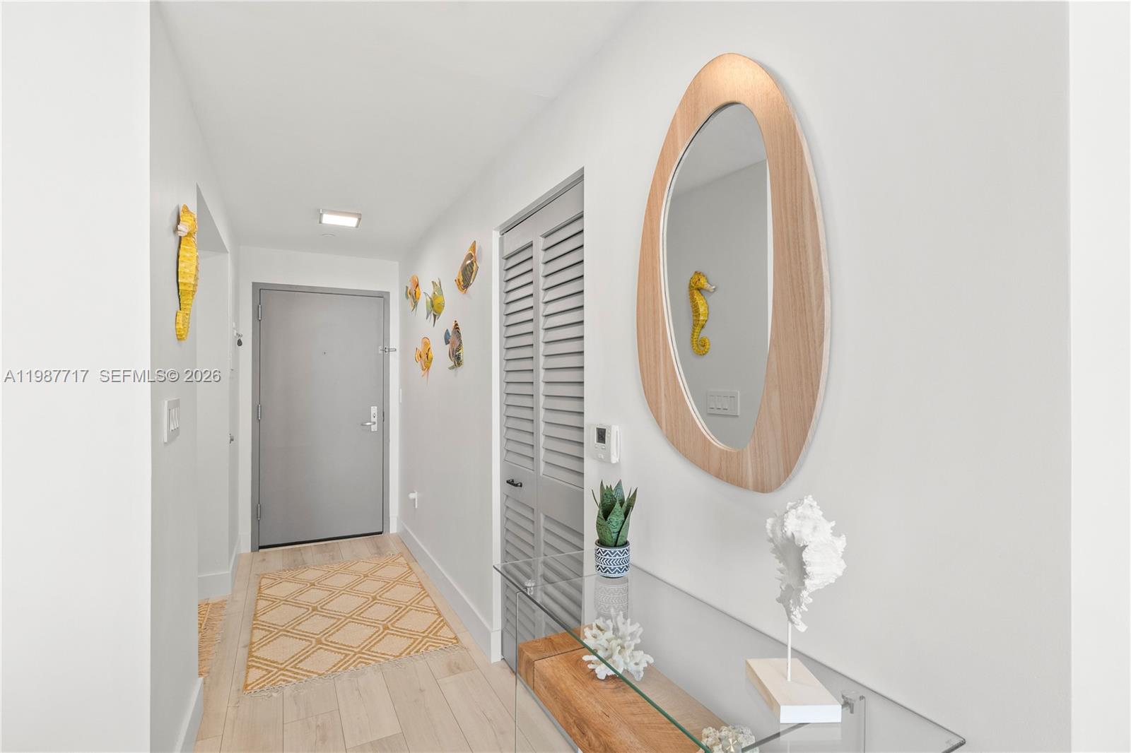 225 Collins Ave # 5J