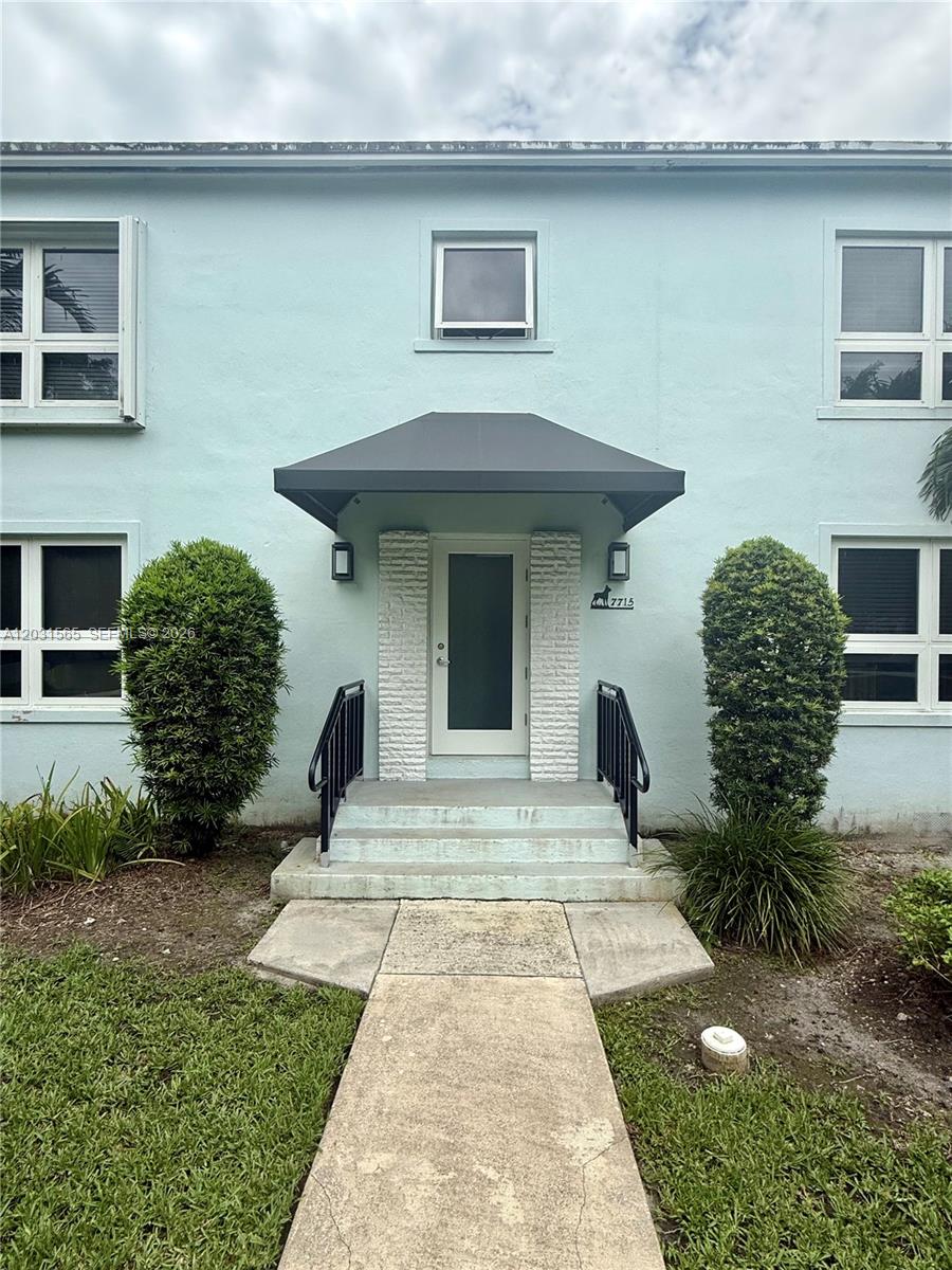 7715 SW 57th Ave # 3