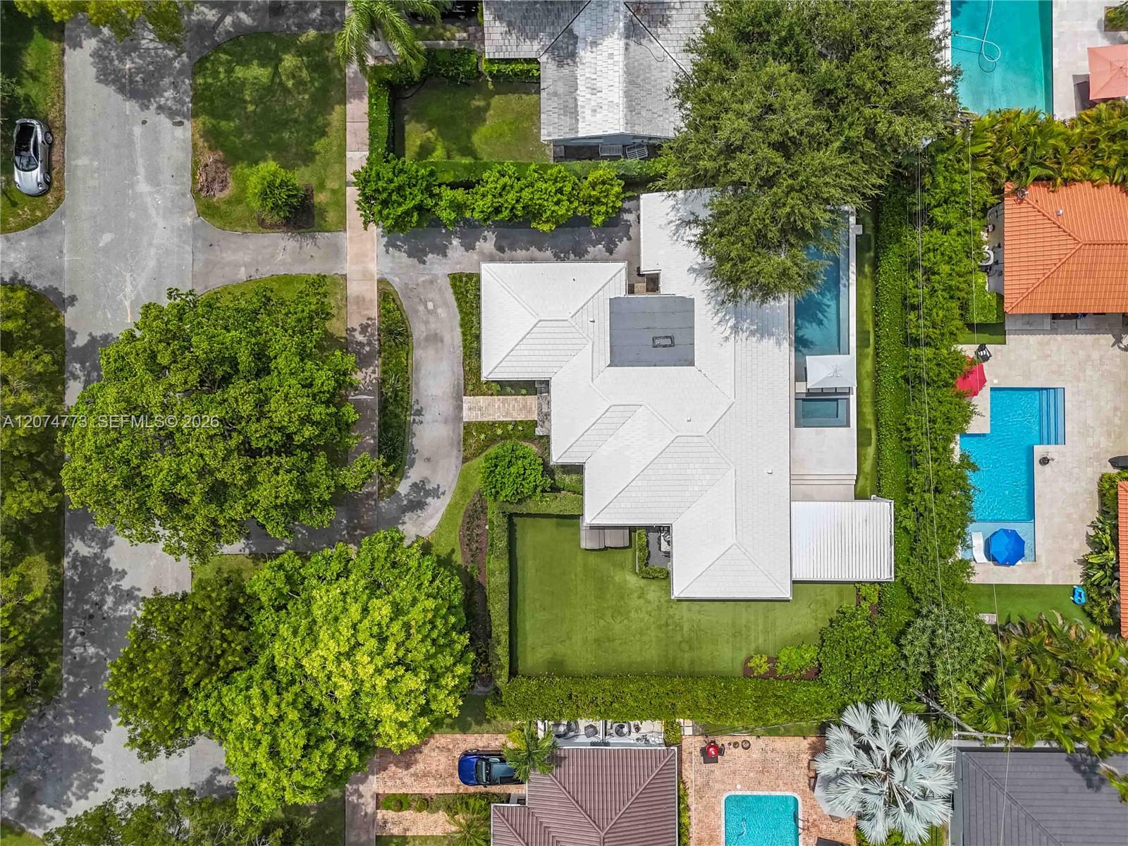 3267 Riviera Dr