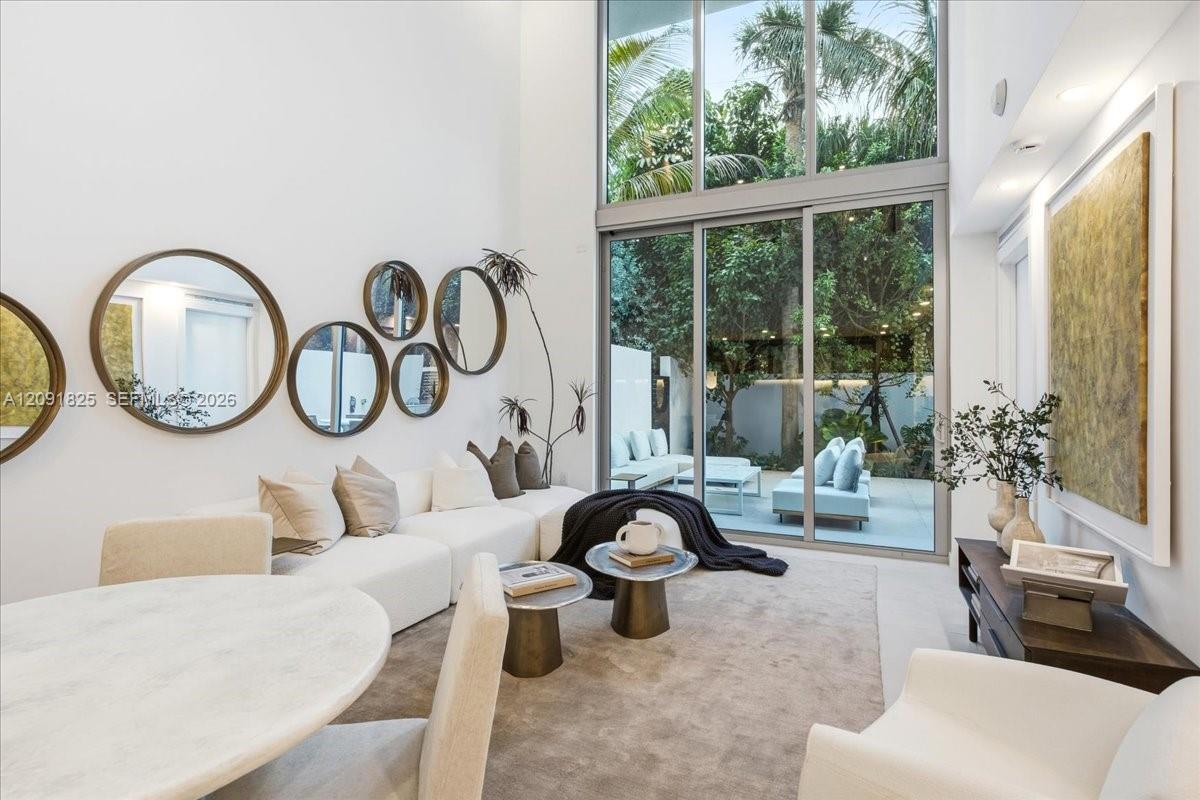 2200 Brickell Ave Unit: GV04