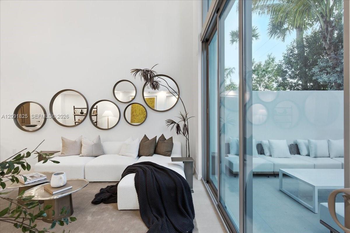2200 Brickell Ave Unit: GV04