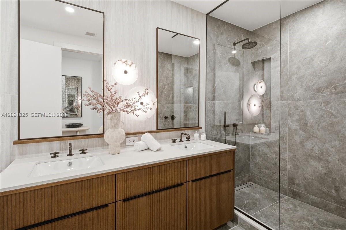 2200 Brickell Ave Unit: GV04