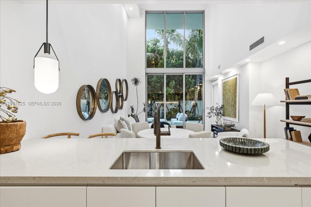 2200 Brickell Ave Unit: GV04