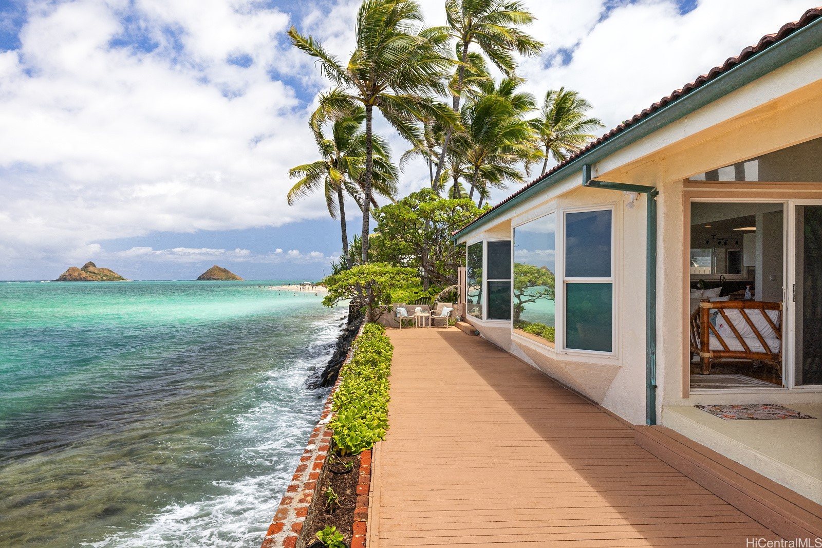 846 Mokulua Drive