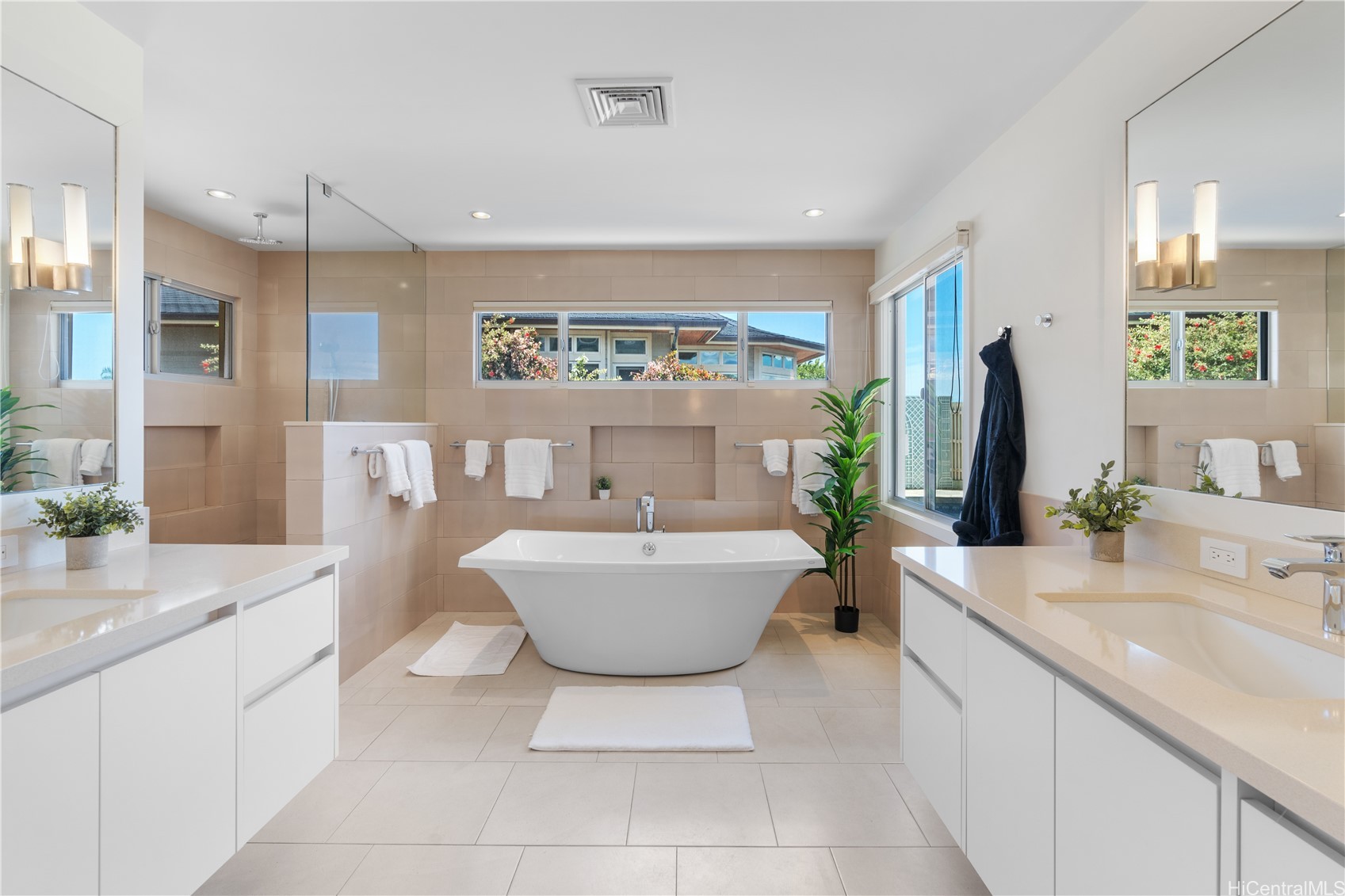 120 & 128 Hanapepe Loop