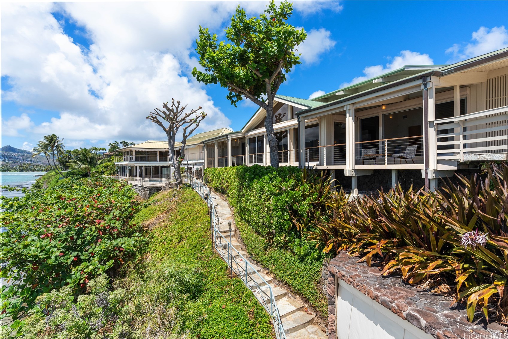 120 & 128 Hanapepe Loop