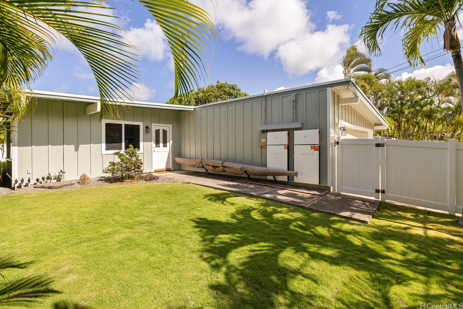 1058 Mokapu Boulevard