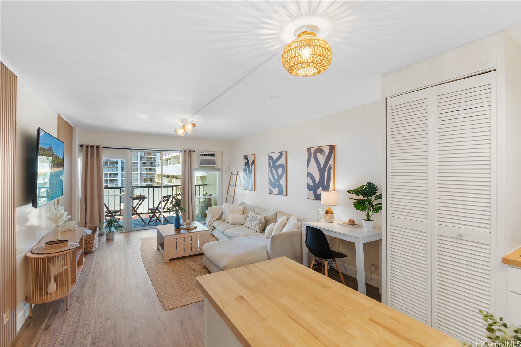 2465 Kuhio Avenue 1204