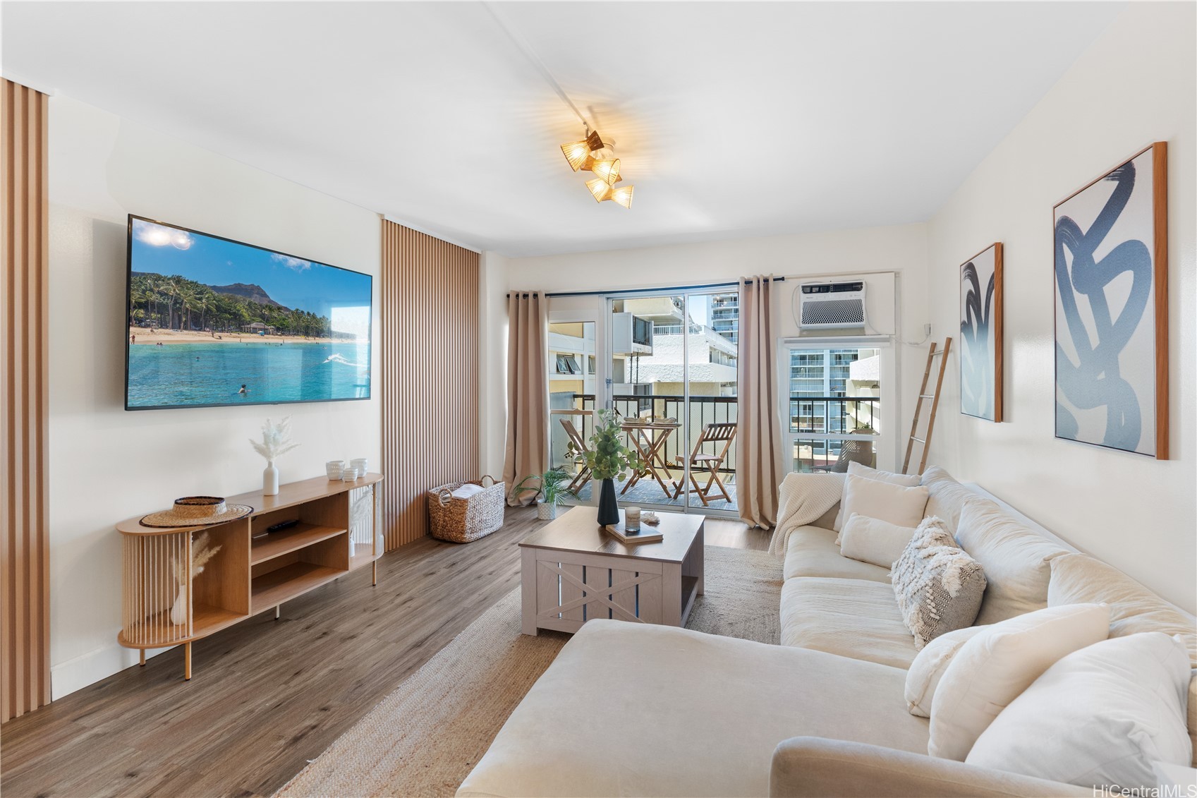 2465 Kuhio Avenue 1204