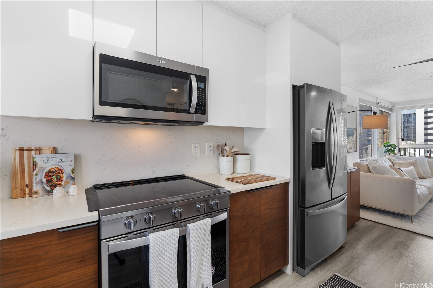 1617 Keeaumoku Street 601