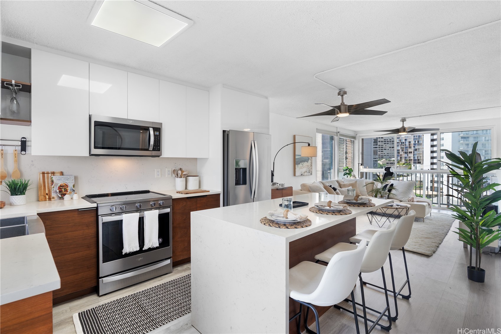 1617 Keeaumoku Street 601