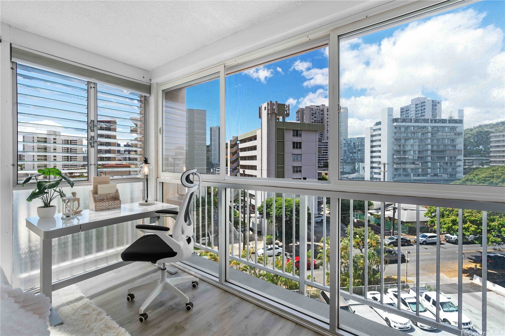 1617 Keeaumoku Street 601