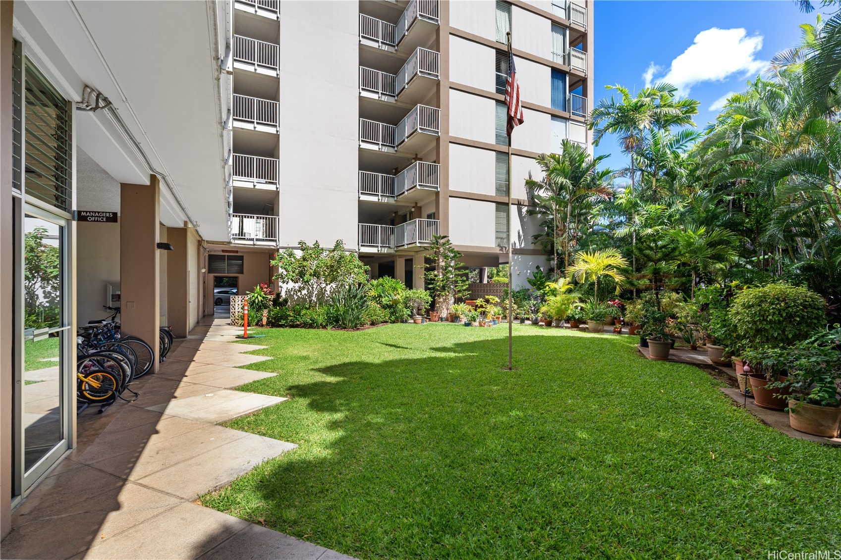 1617 Keeaumoku Street 601