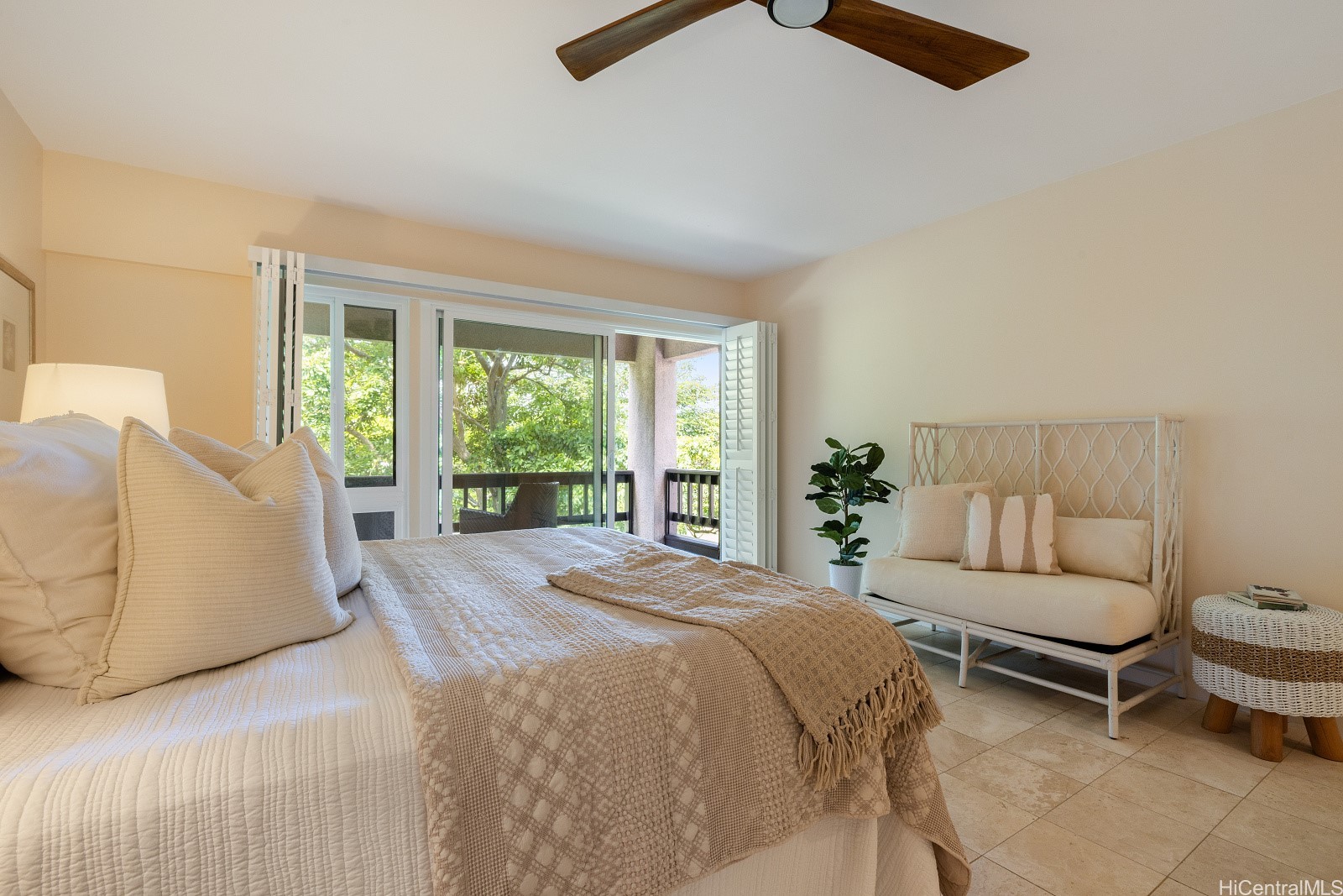 350 Kaelepulu Drive 401