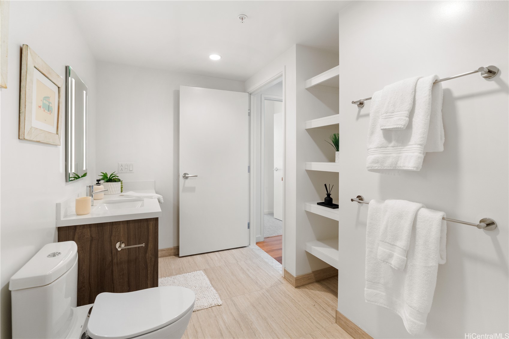 1515 Liona Street 1604