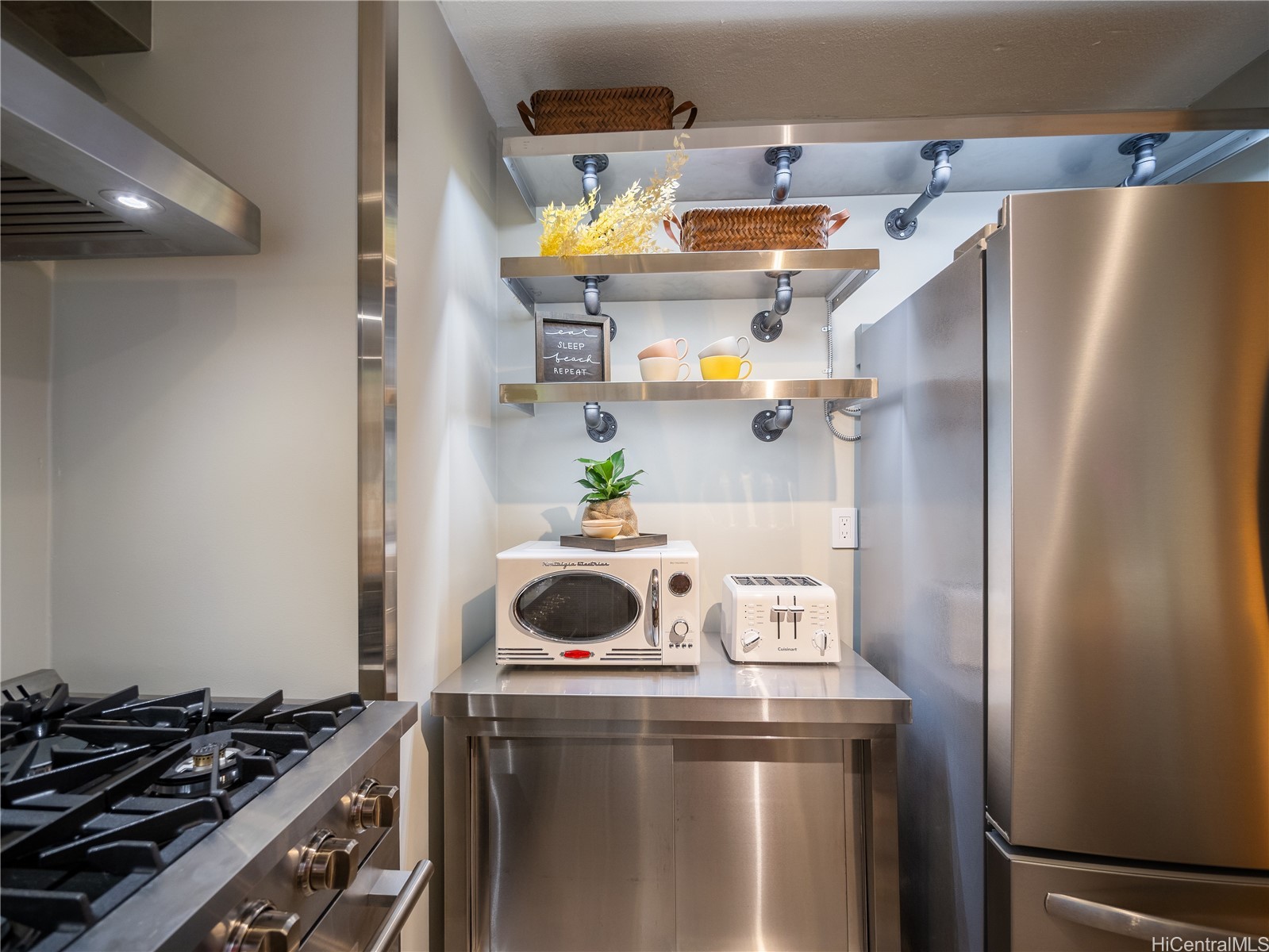 2465 Kuhio Avenue 410