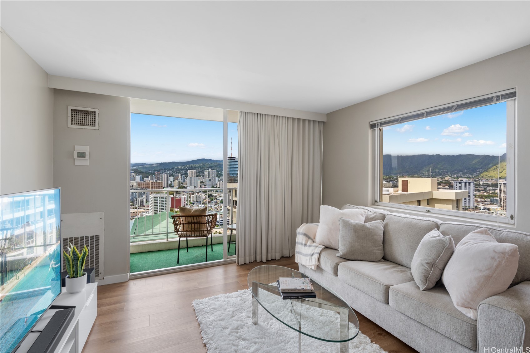 400 Hobron Lane 3314