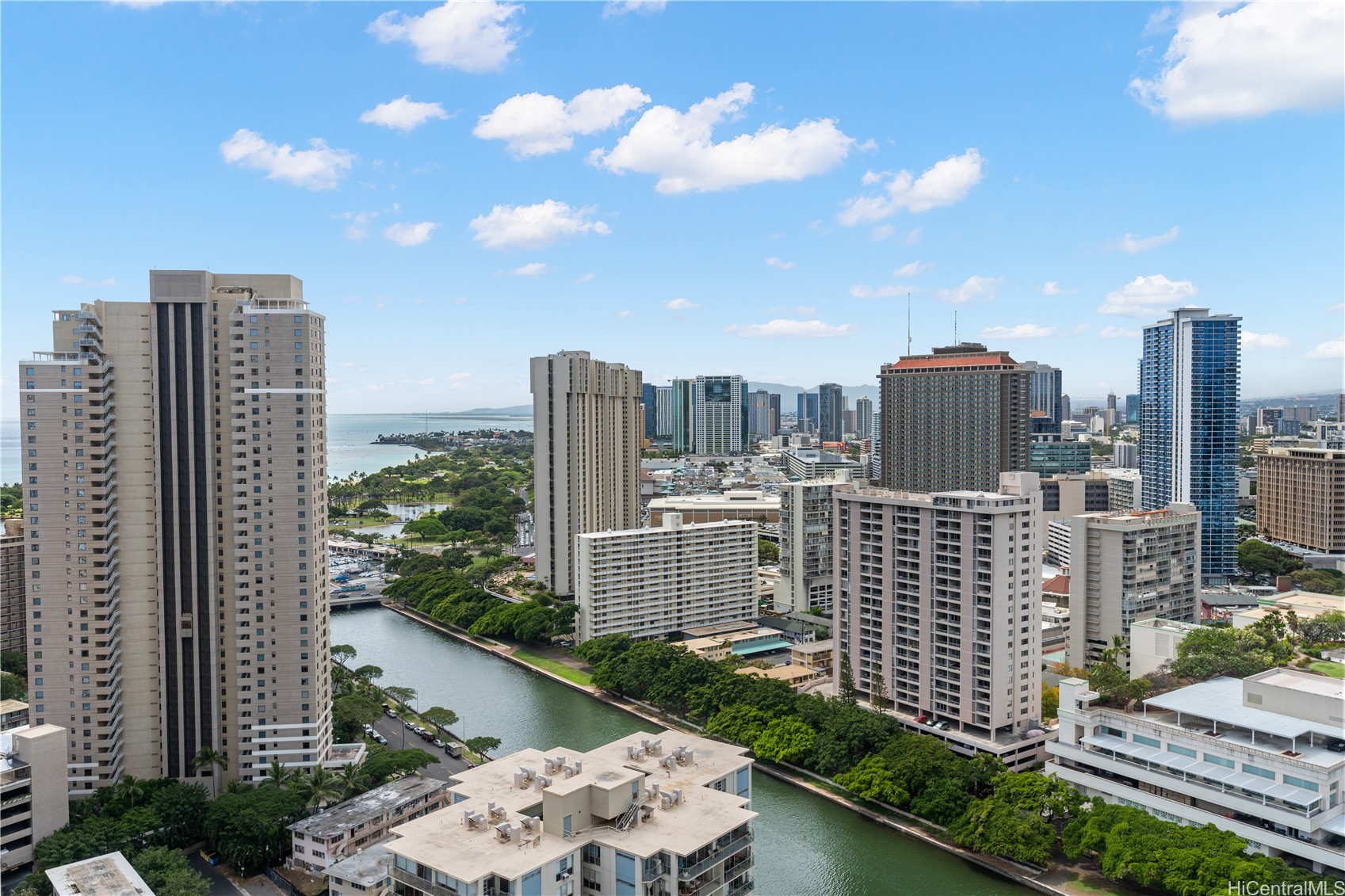 400 Hobron Lane 3314