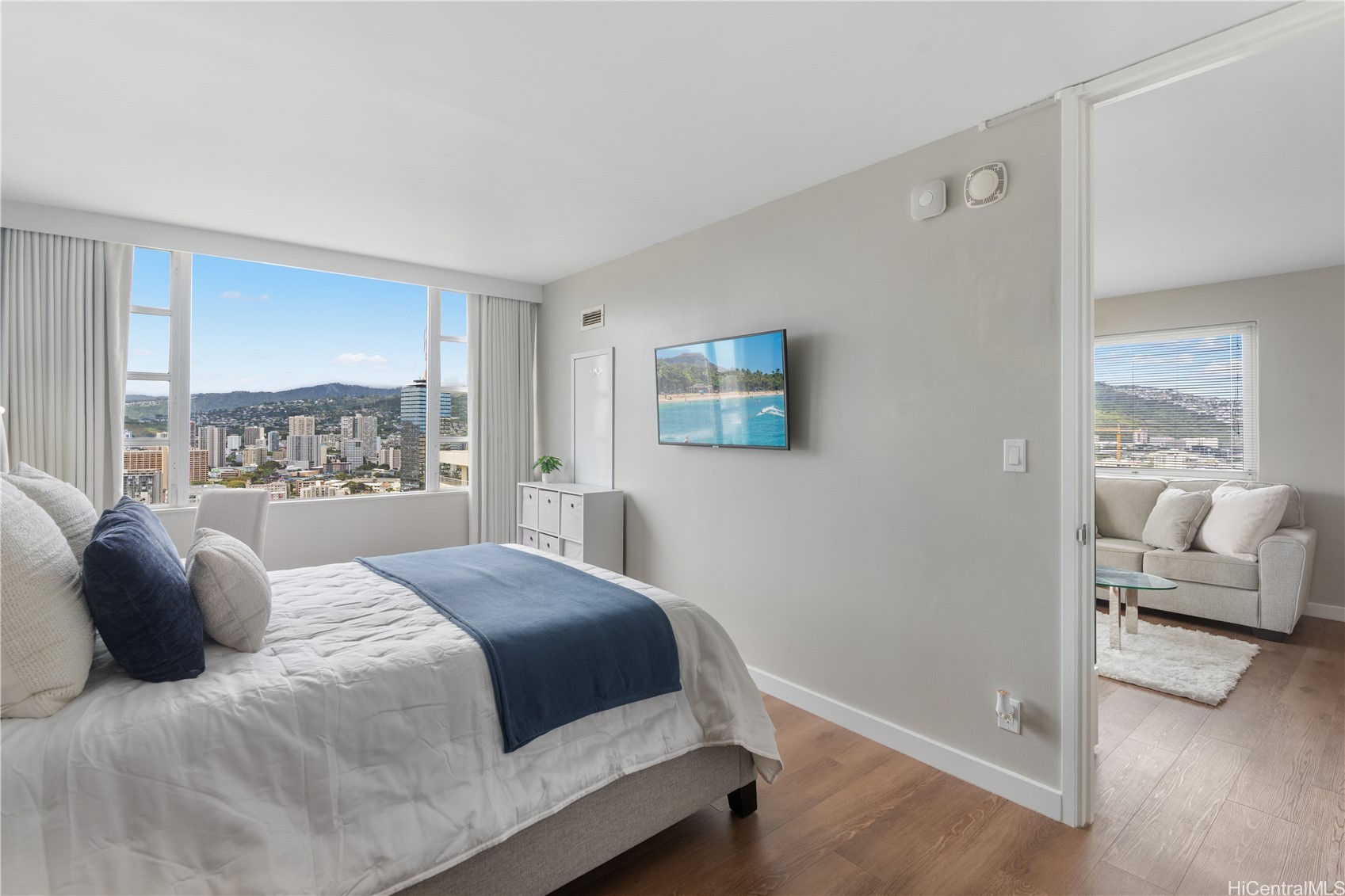 400 Hobron Lane 3314