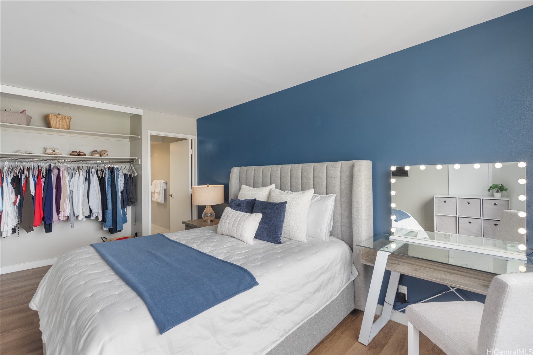 400 Hobron Lane 3314