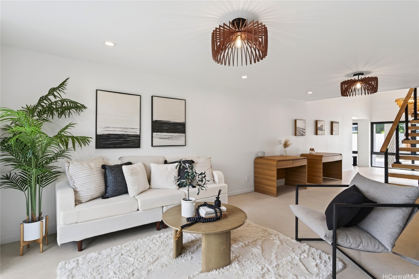 125 N Kalaheo Avenue