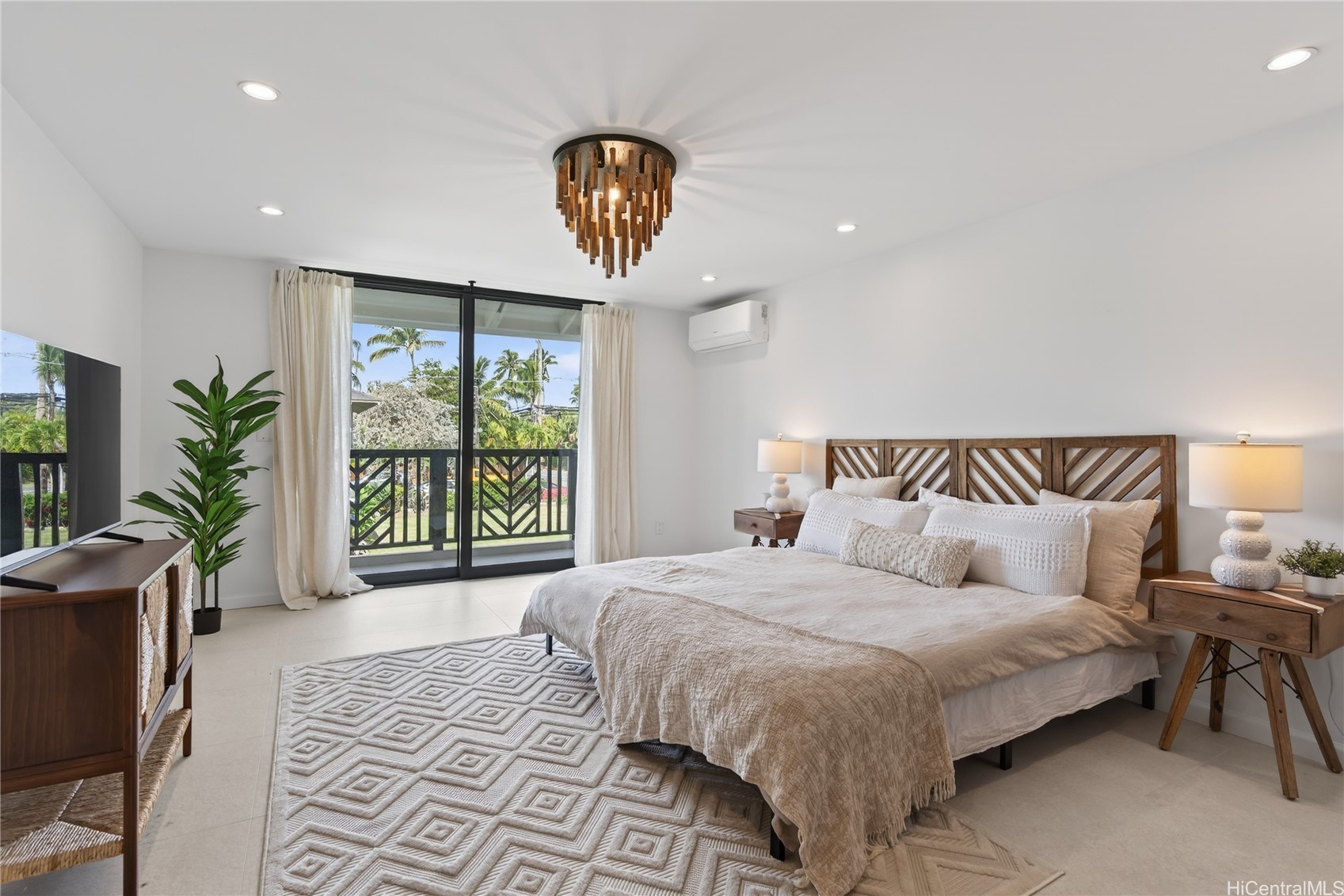 125 N Kalaheo Avenue