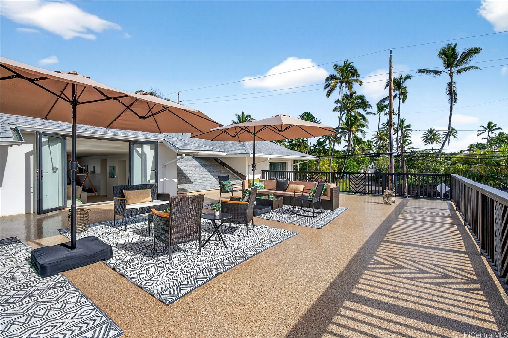 125 N Kalaheo Avenue