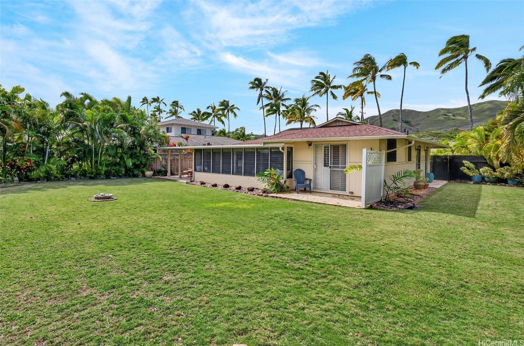 842 Kainui Drive
