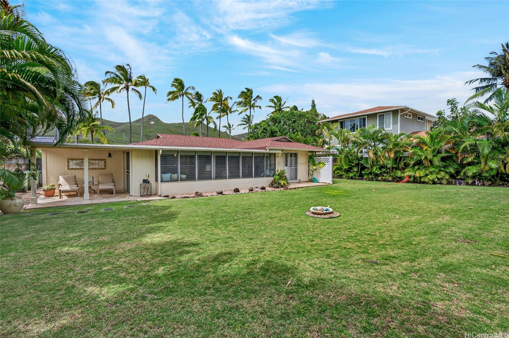 842 Kainui Drive