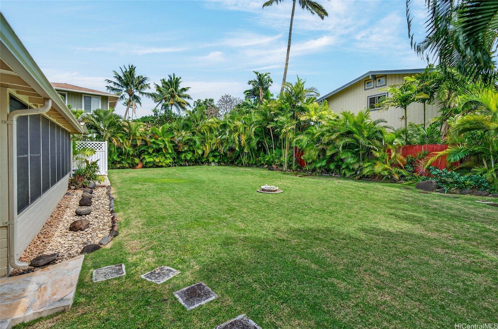 842 Kainui Drive