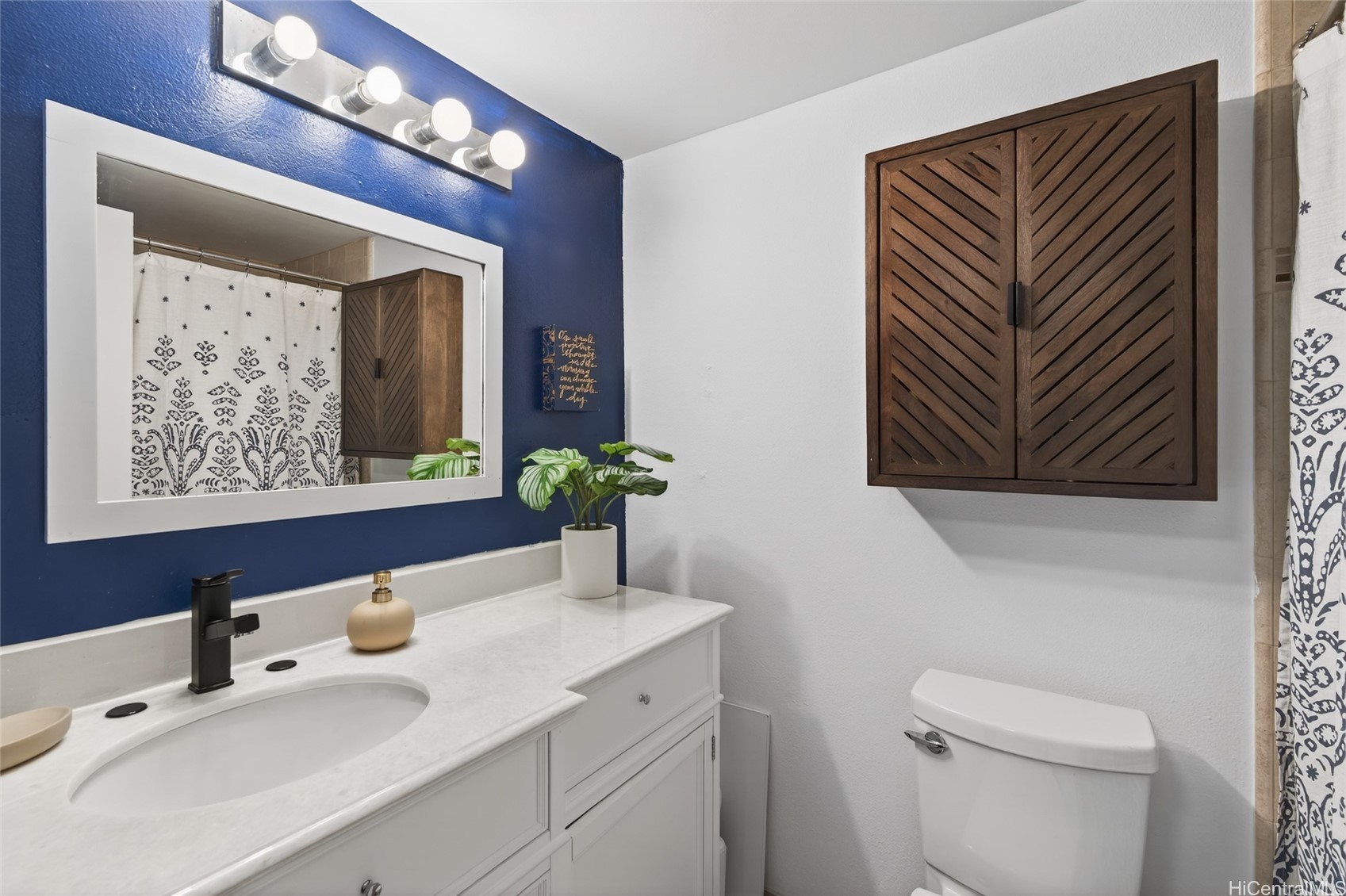 316-3 Molo Street 1803