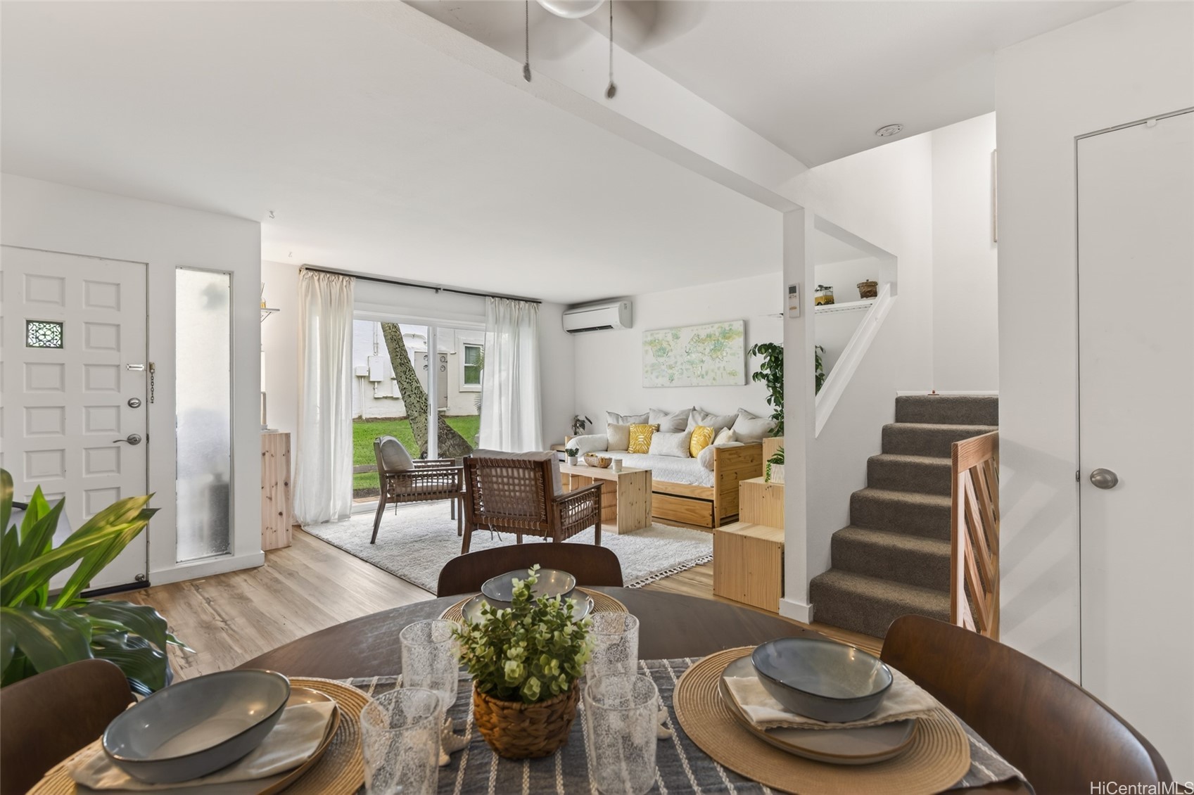 316-3 Molo Street 1803