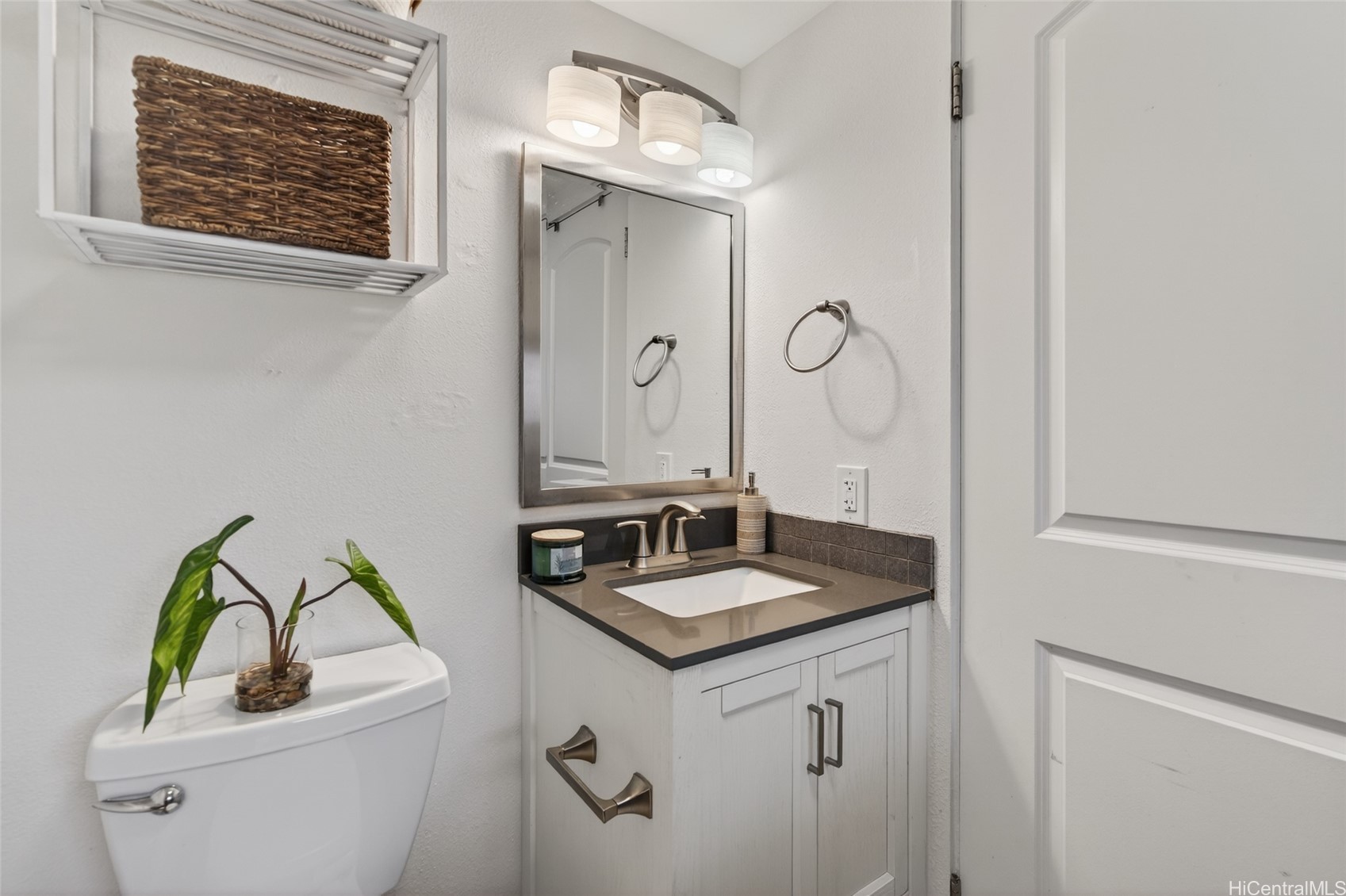 316-3 Molo Street 1803