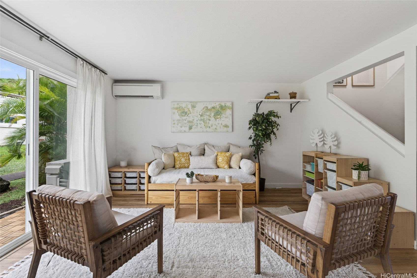 316-3 Molo Street 1803