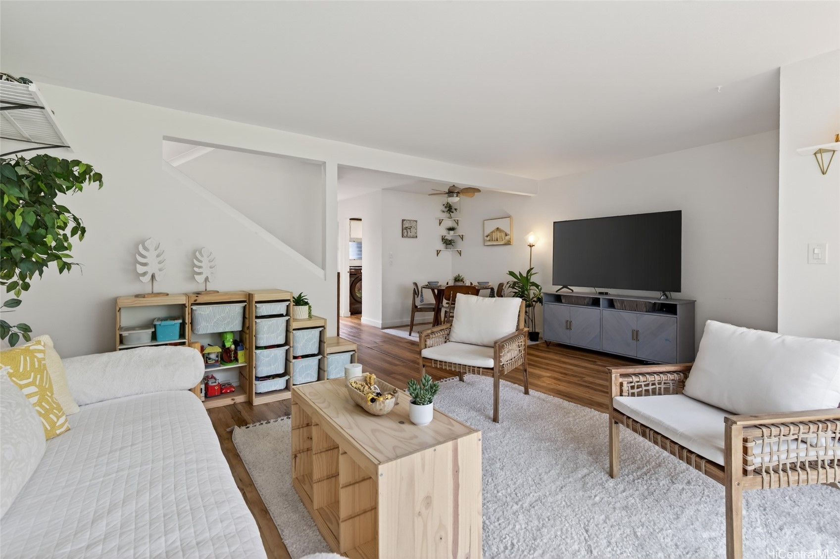 316-3 Molo Street 1803