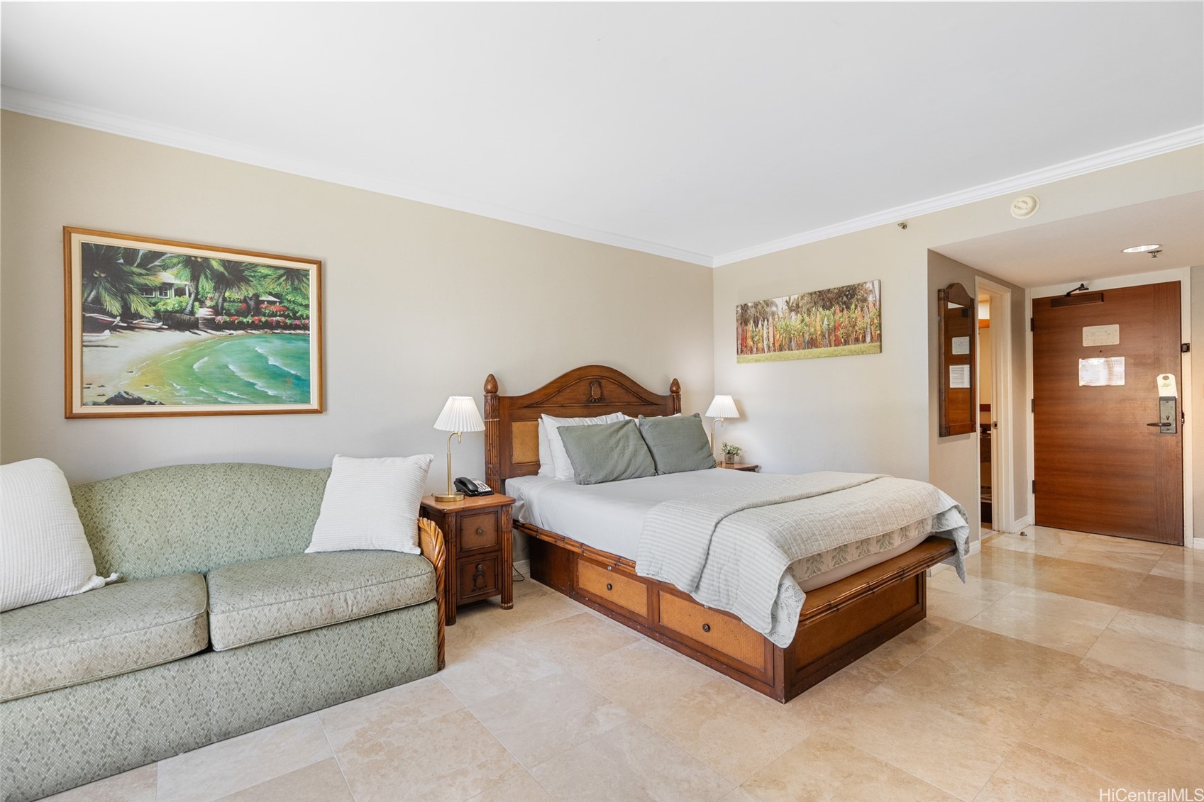 2045 Kalakaua Avenue 118