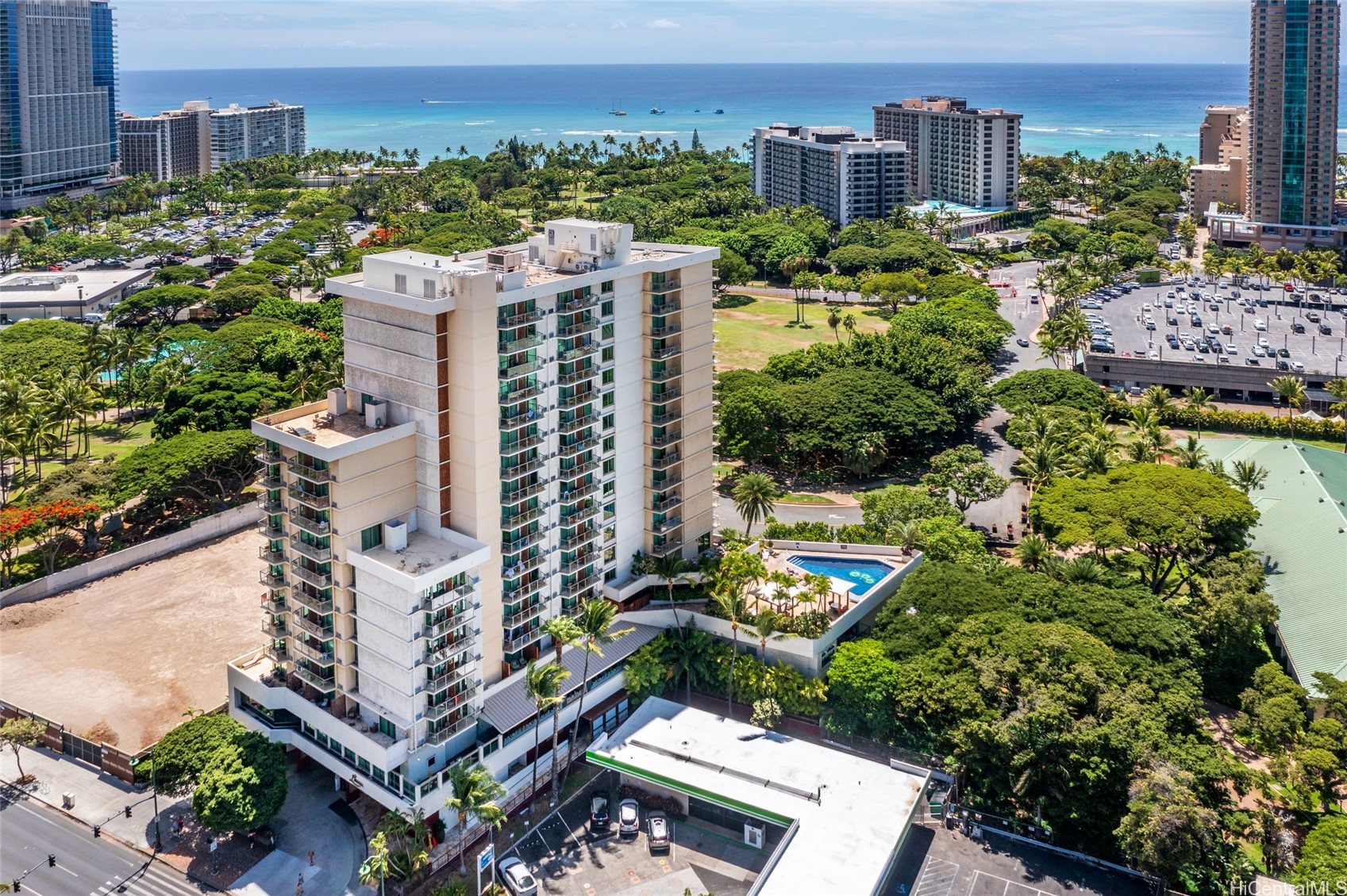 2045 Kalakaua Avenue 118