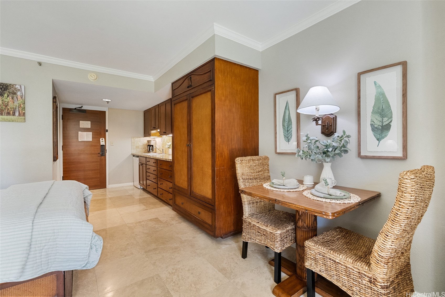 2045 Kalakaua Avenue 118